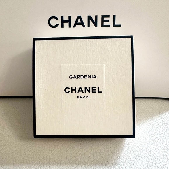 Chanel Gardenia Les Exclusifs - Picture 2 of 4